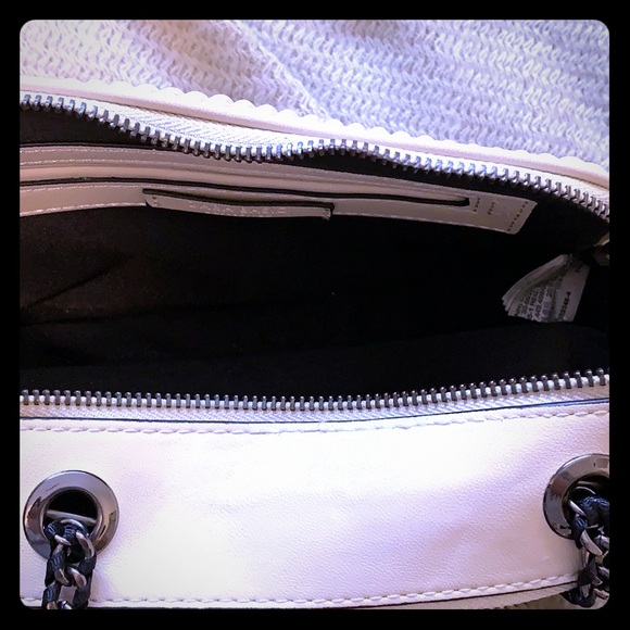 ZARA Basic Collection Purse! - Picture 4 of 5